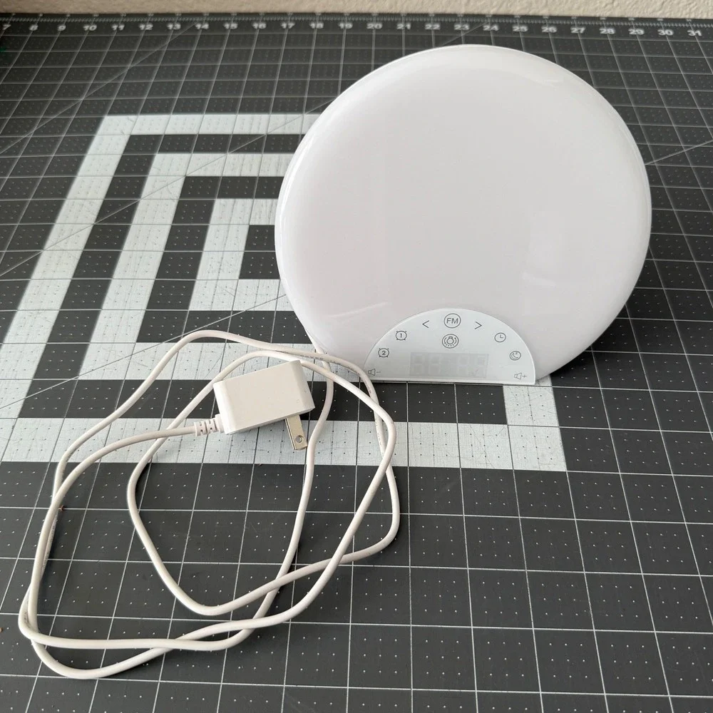 Wake Up Light Sunrise Alarm Clock FM‎ Radio Sleep Aid White AK-002 LED Lamp